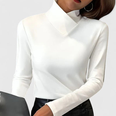 Yulienne - Elegant Turtleneck