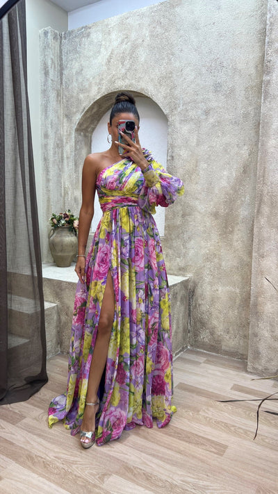 Mckenna - Stunning Flowing Gown