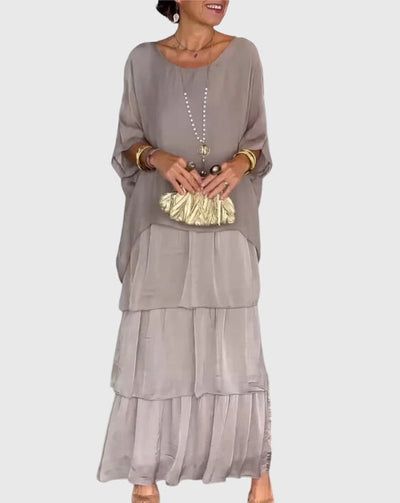 Susan - Long and Flowing Elegant Dress